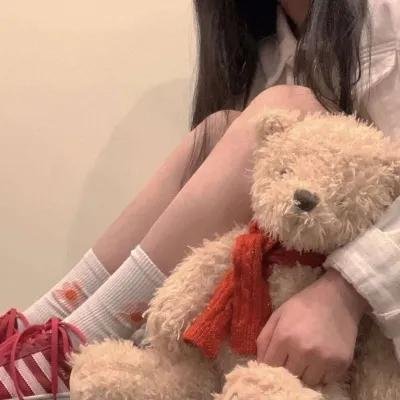 公爵的契约未婚妻封面